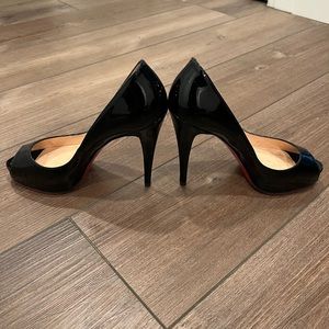 christian louboutin Size 39